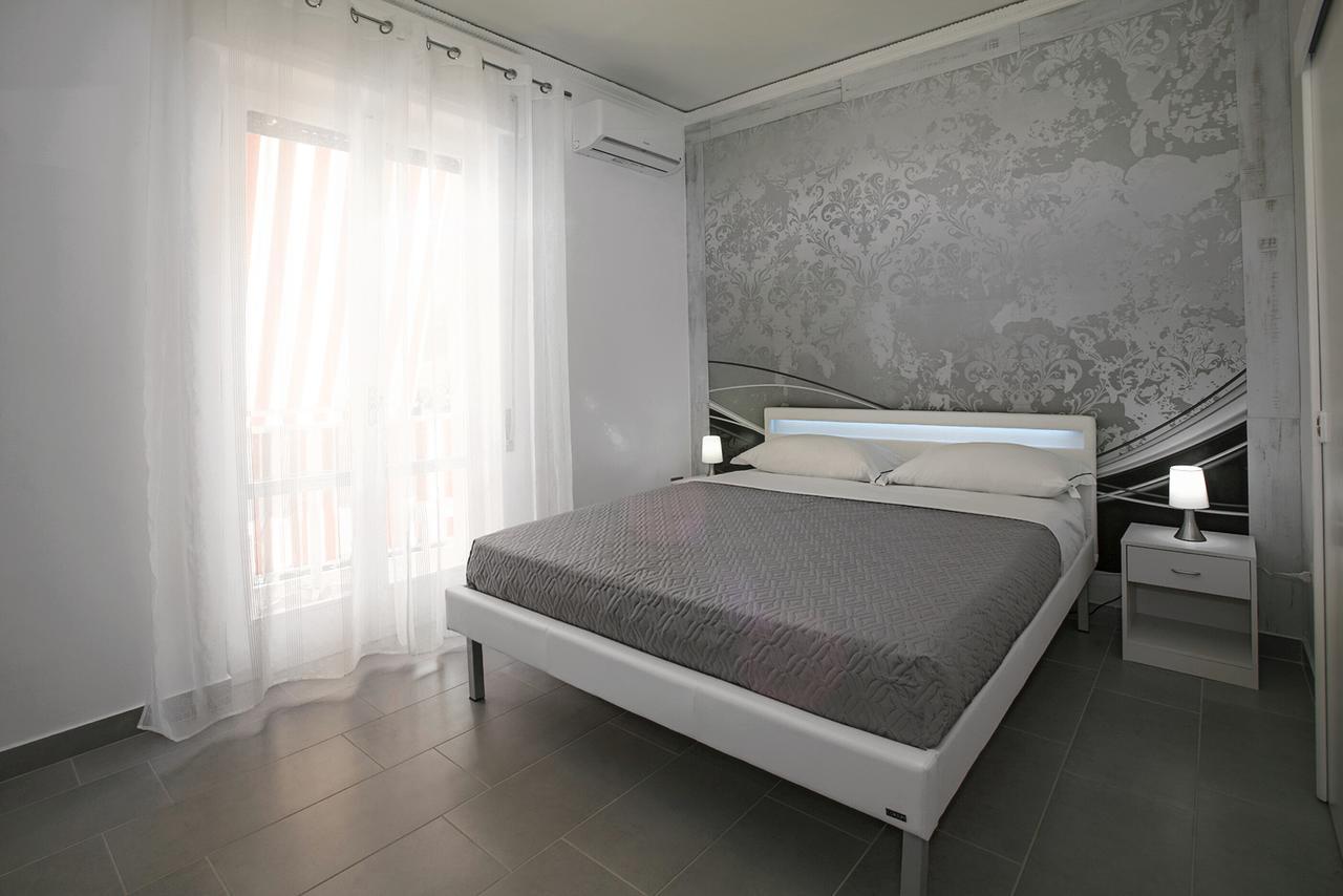Bed and Breakfast Enjoy Vida Casola di Napoli Zewnętrze zdjęcie