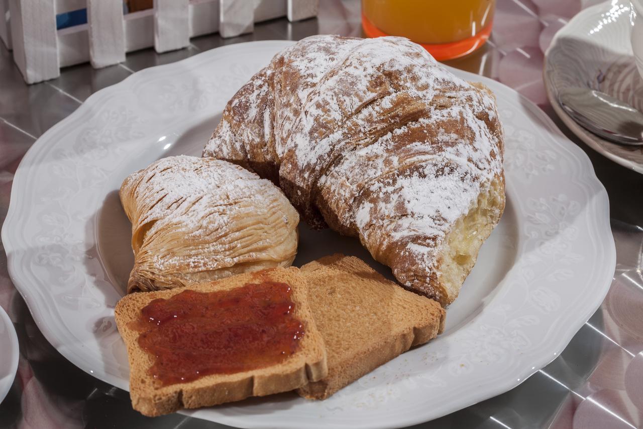 Bed and Breakfast Enjoy Vida Casola di Napoli Zewnętrze zdjęcie